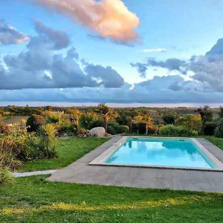 Prázdninový dům Gite 'En Cocagne' Luxurious Rustic Gite With Private Pool *
